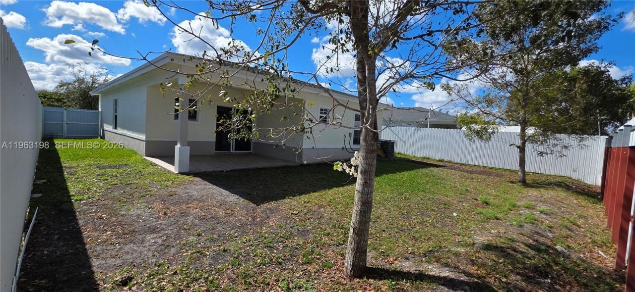 22065 Miami Ave, Miami, FL 33170 Photo