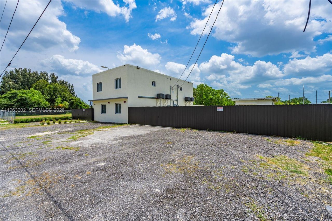 21845 Goulds Ave, Unit 202, Miami, FL 33170 Photo