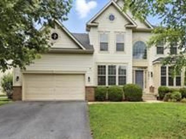 9303 GEATON PARK, LANHAM, MD 20706