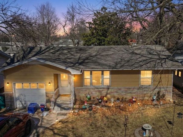 2019 W Webster Street, Springfield, MO 65802