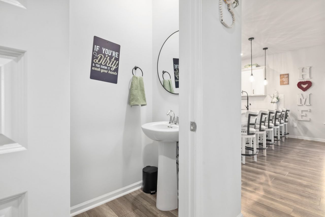 135 Empyrean Circle Photo 24