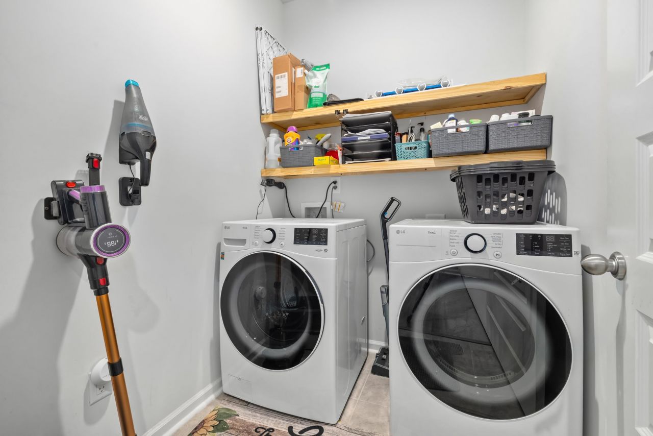 135 Empyrean Circle Photo 25