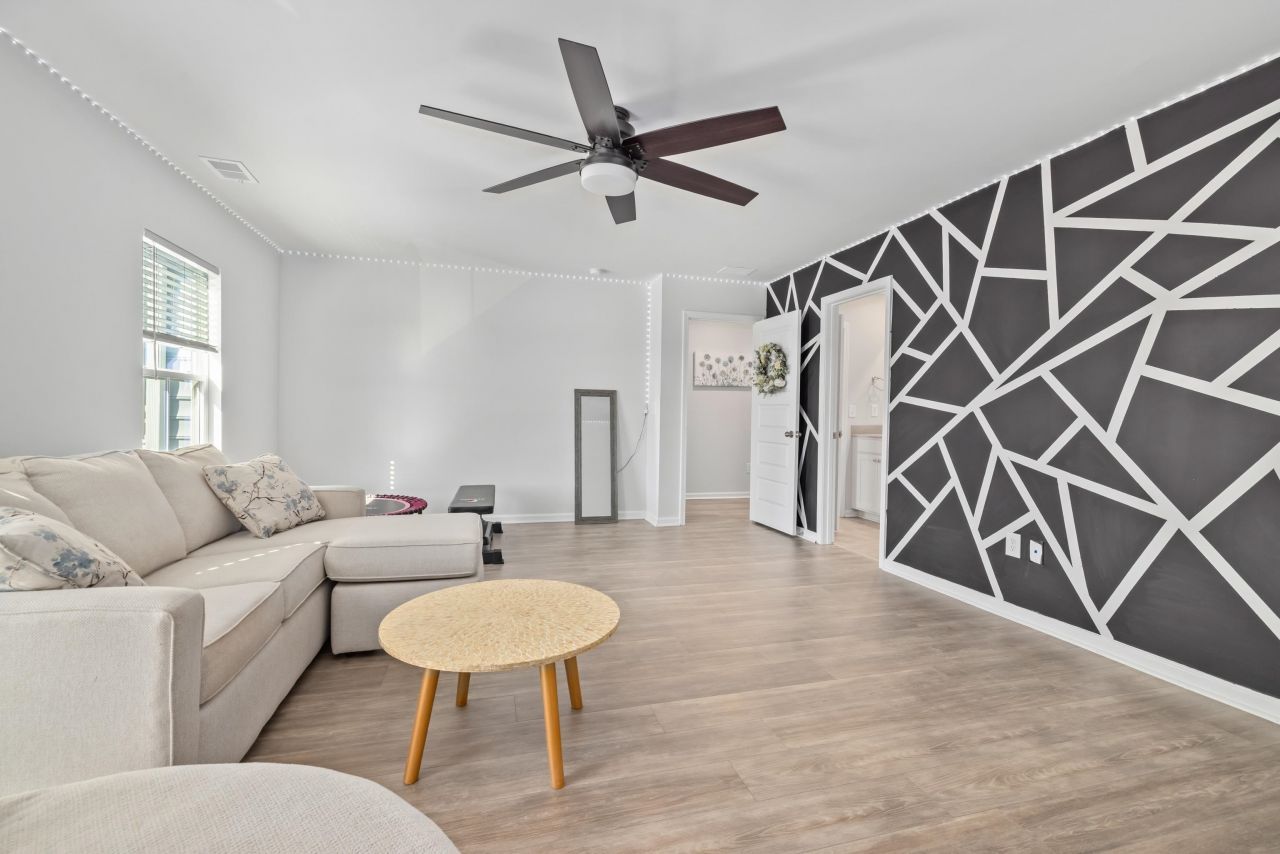 135 Empyrean Circle Photo 34