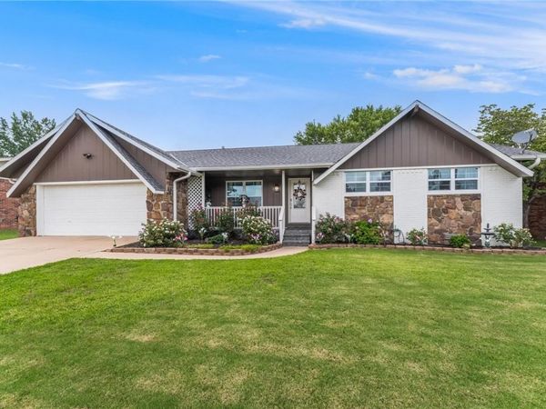 2913 Richwood Circle, Rogers, AR 72756