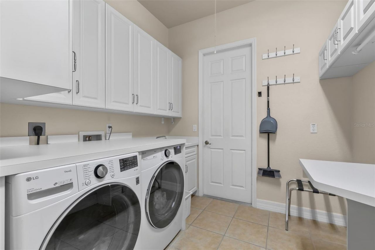 1935 SE 26th Street, Cape Coral, FL 33904 Photo