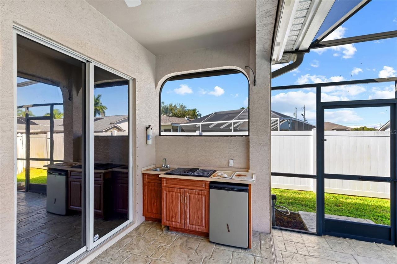 1935 SE 26th Street, Cape Coral, FL 33904 Photo