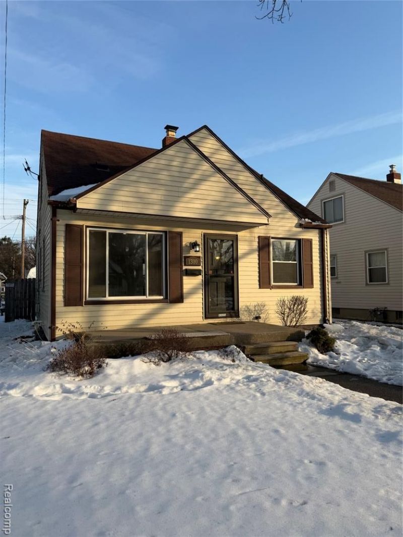 1310 Arbor Avenue, Monroe, MI 48162 Main Photo