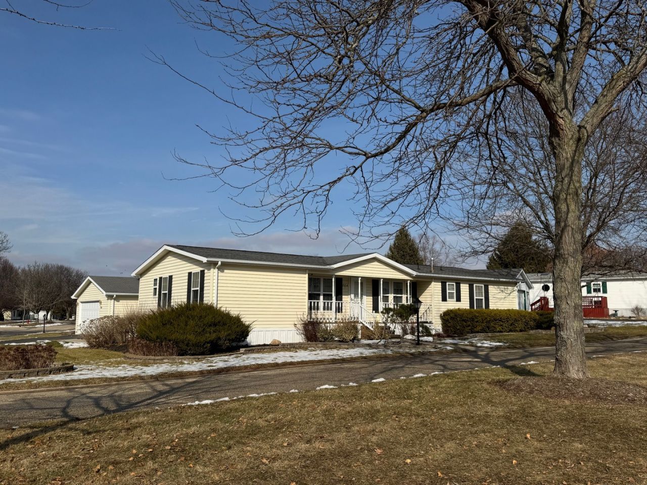 704 Cherokee Trail, Marengo, IL 60152 Main Photo