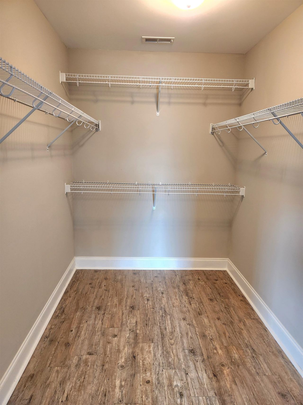 3440 Holly Loop Photo 36