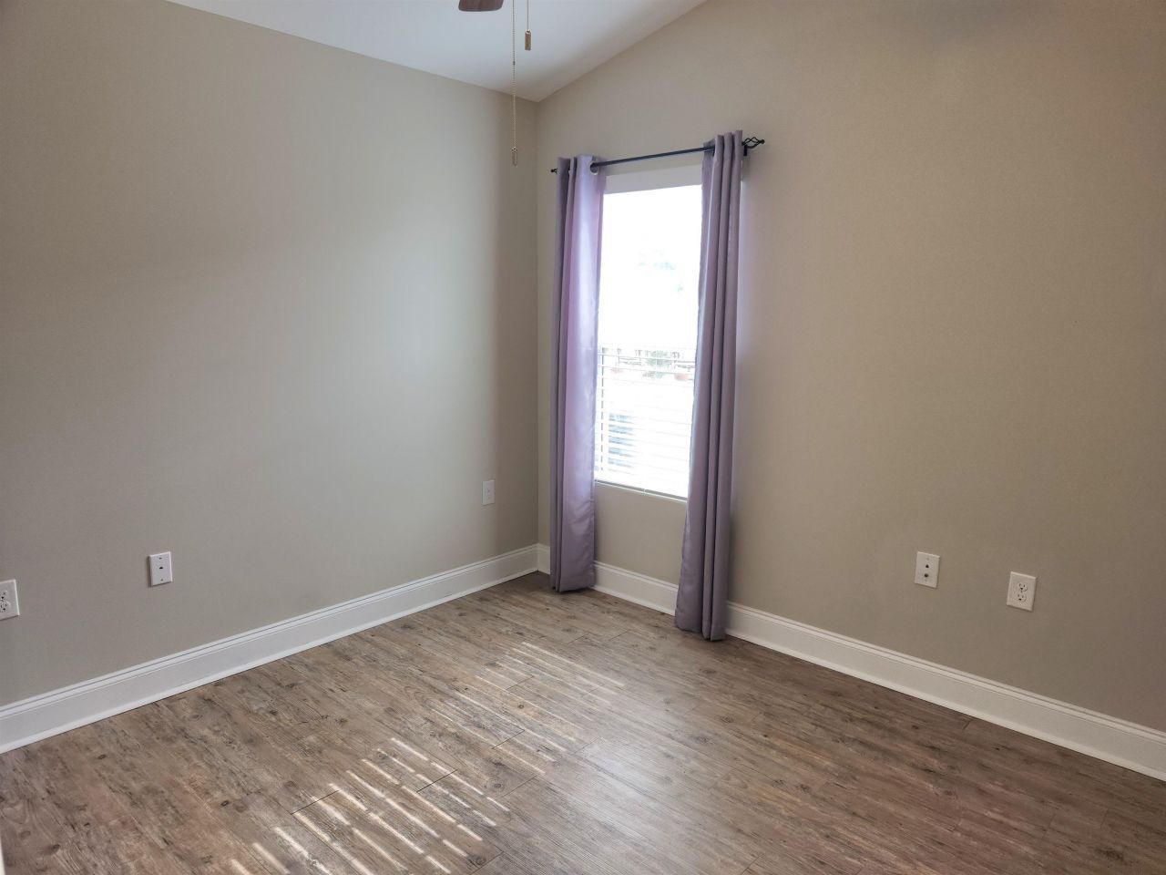 3440 Holly Loop Photo 49