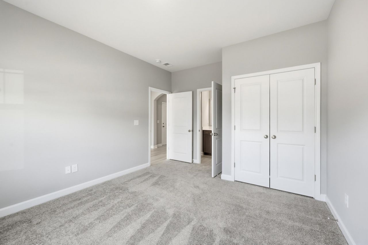 335 Happy Valley Dr. Photo 6