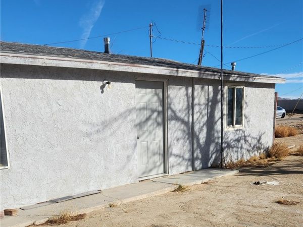 34774 Old Woman Springs, Lucerne Valley, CA 92356