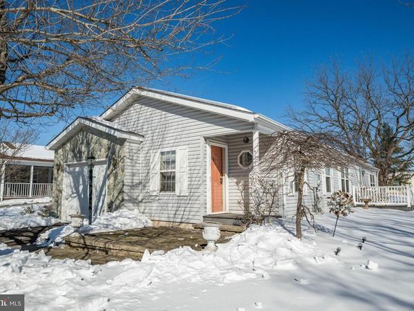 524 BUTTERNUT COURT, NEW HOPE, PA 18938