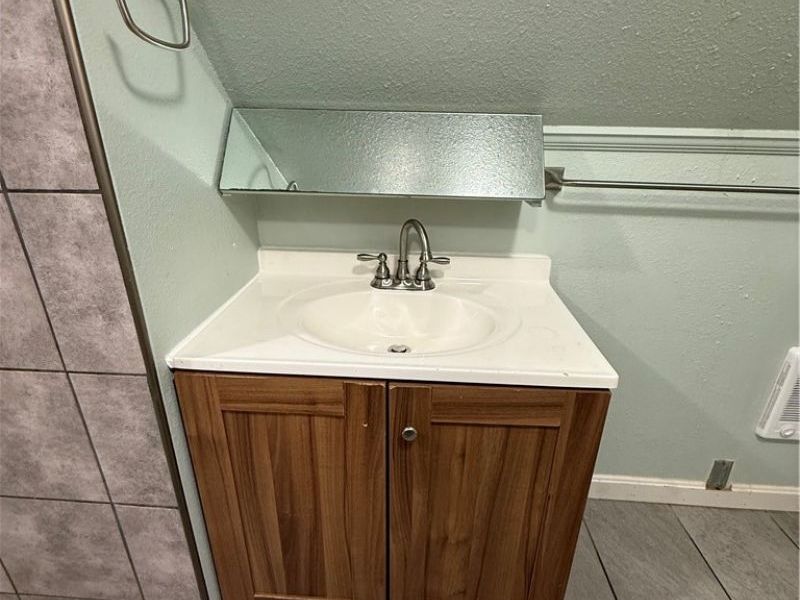 1753 Collamer Avenue, Cleveland, OH 44112 Photo 13