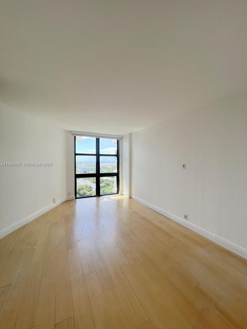 1111 Crandon Blvd, Unit A1205, Key Biscayne, FL 33149 Photo