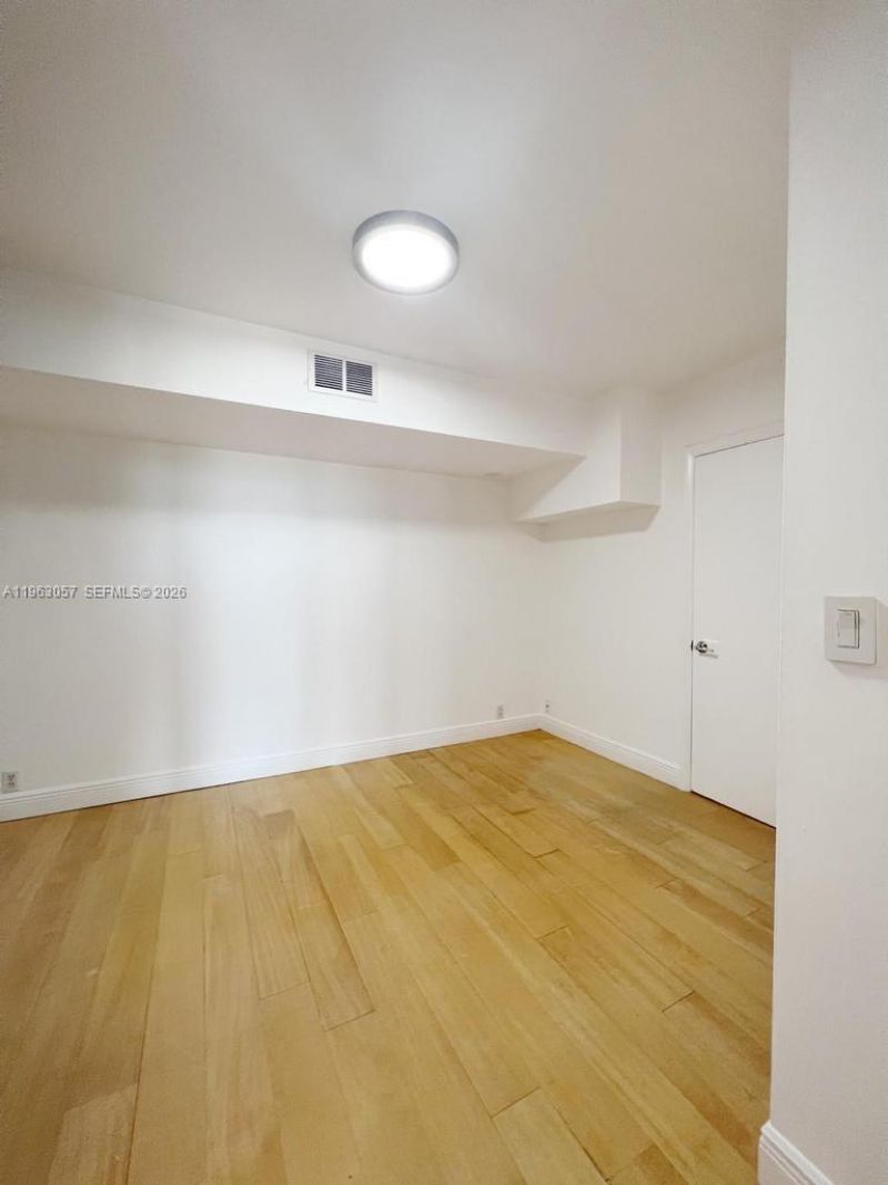 1111 Crandon Blvd, Unit A1205, Key Biscayne, FL 33149 Photo