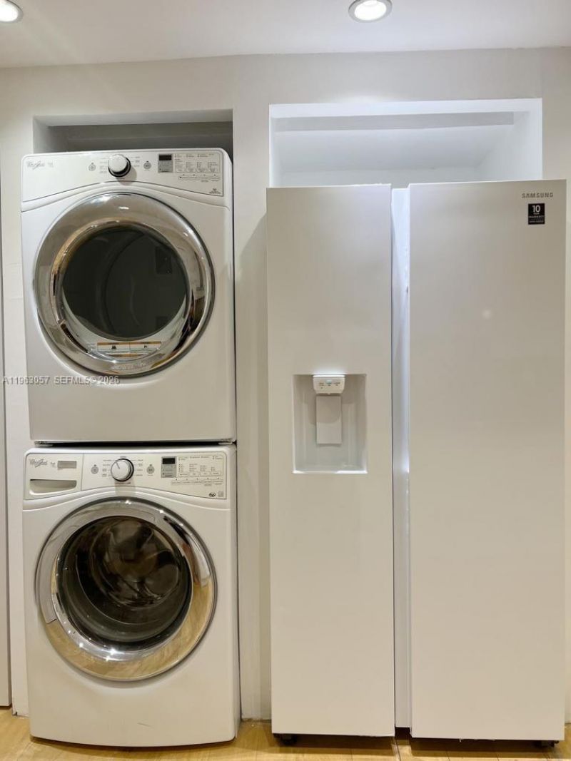 1111 Crandon Blvd, Unit A1205, Key Biscayne, FL 33149 Photo