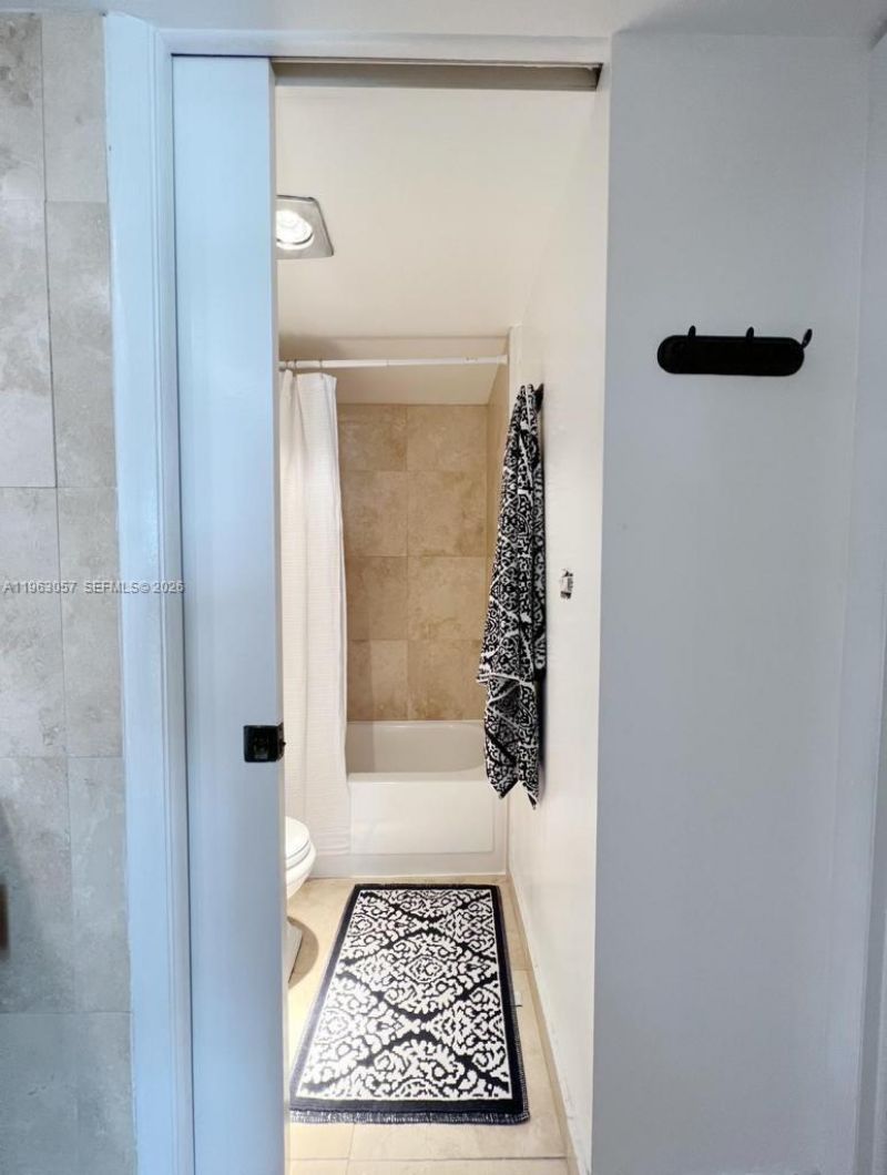 1111 Crandon Blvd, Unit A1205, Key Biscayne, FL 33149 Photo