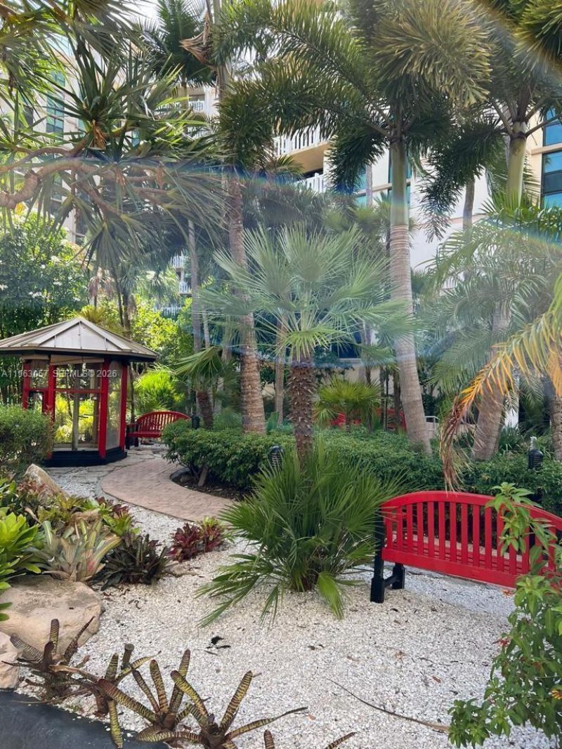 1111 Crandon Blvd, Unit A1205, Key Biscayne, FL 33149 Photo