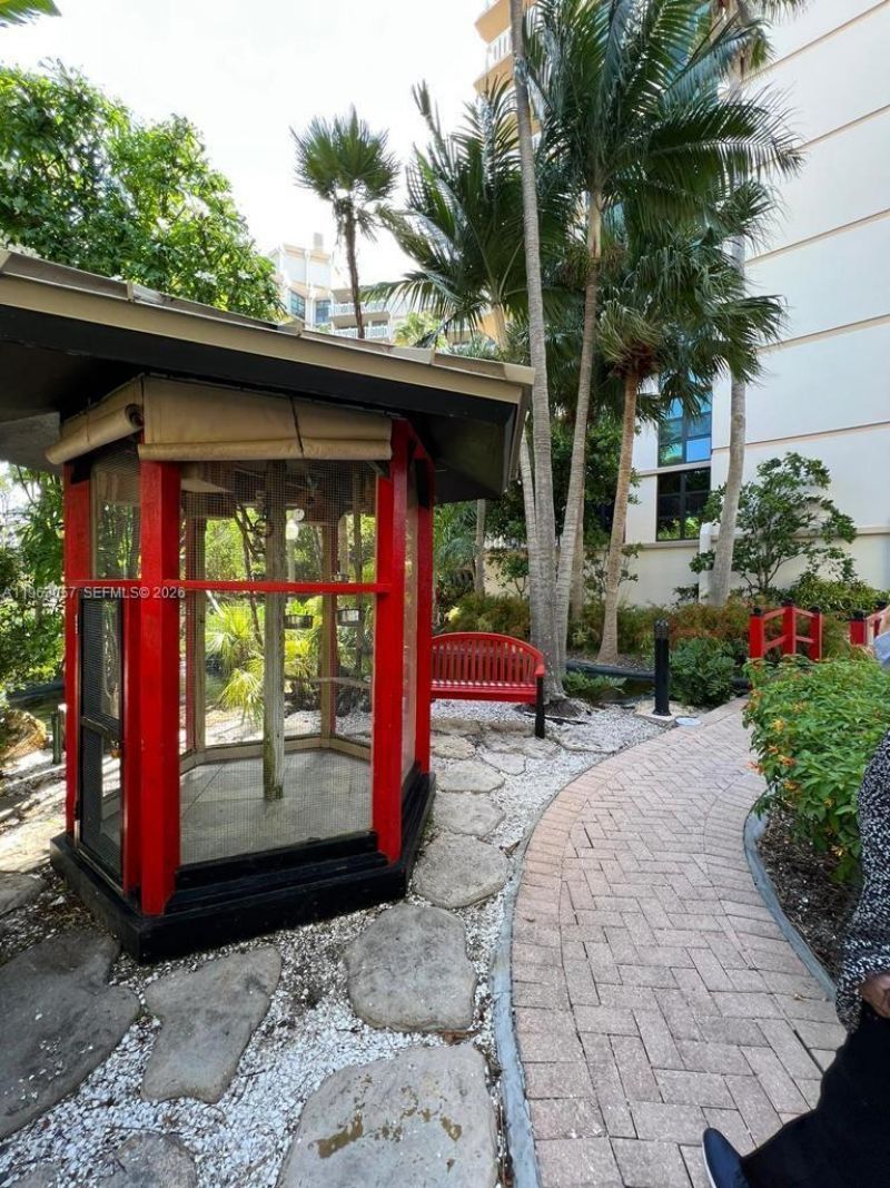 1111 Crandon Blvd, Unit A1205, Key Biscayne, FL 33149 Photo