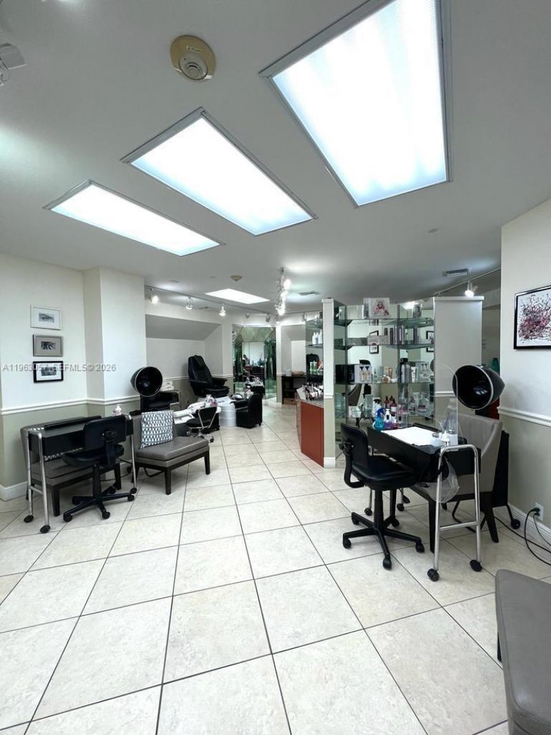 1111 Crandon Blvd, Unit A1205, Key Biscayne, FL 33149 Photo