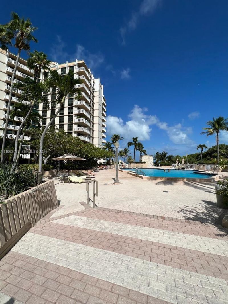 1111 Crandon Blvd, Unit A1205, Key Biscayne, FL 33149 Photo