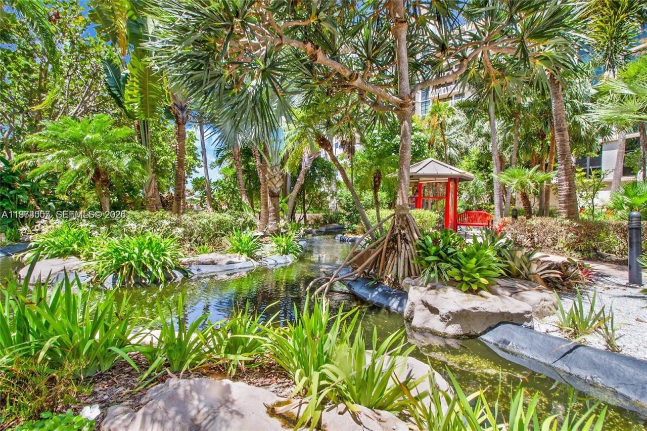 1111 Crandon Blvd, Unit A1205, Key Biscayne, FL 33149 Photo