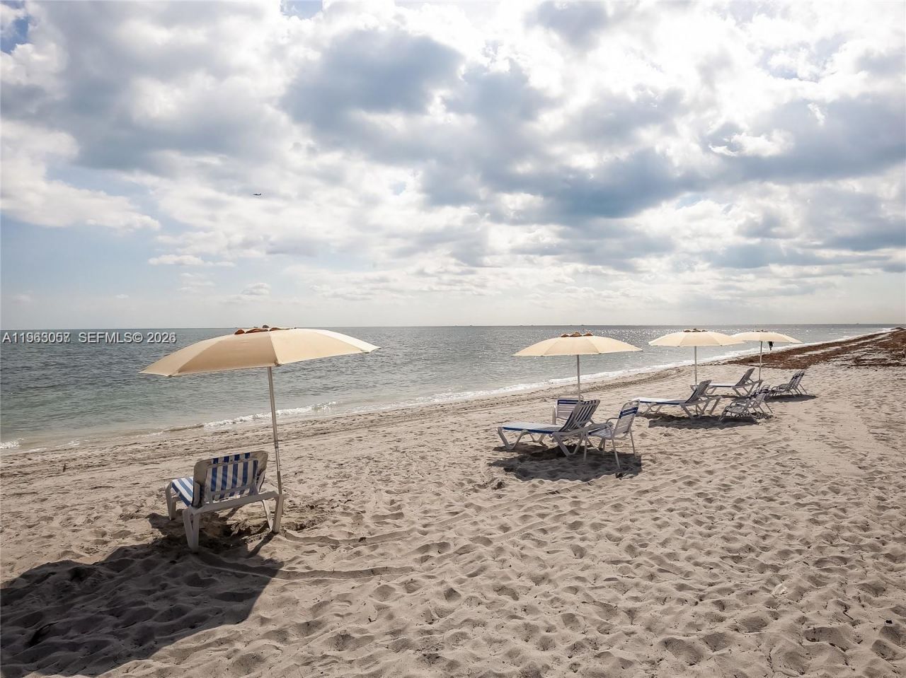 1111 Crandon Blvd, Unit A1205, Key Biscayne, FL 33149 Photo