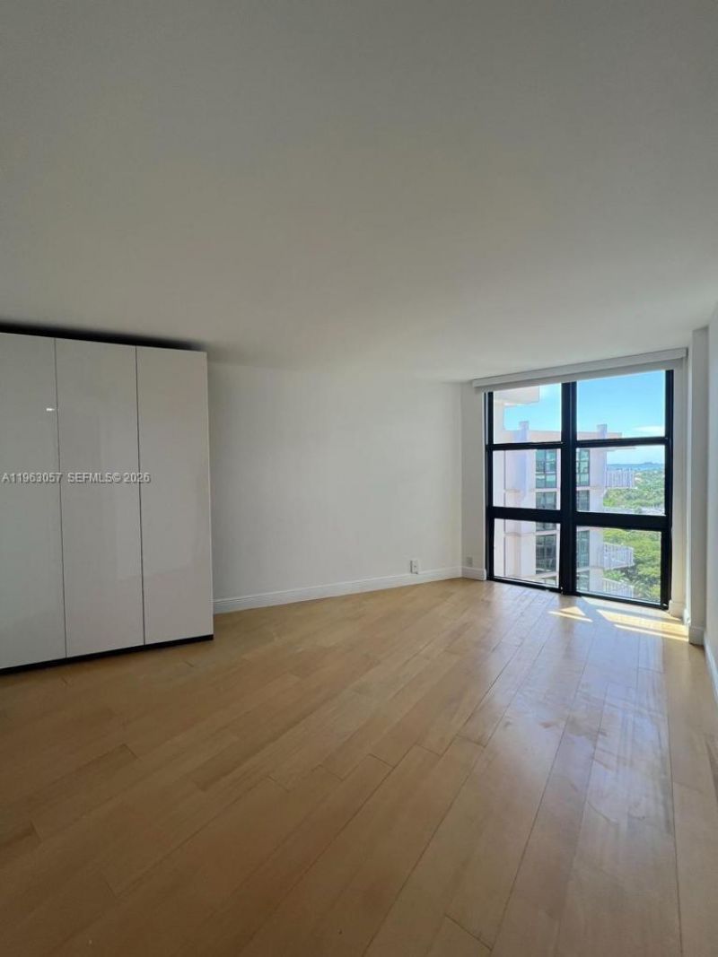 1111 Crandon Blvd, Unit A1205, Key Biscayne, FL 33149 Photo