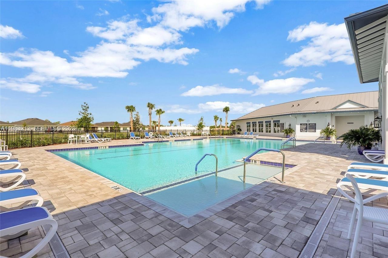 797 SE Bloomfield Rd, Port Saint Lucie, FL 34984 Photo
