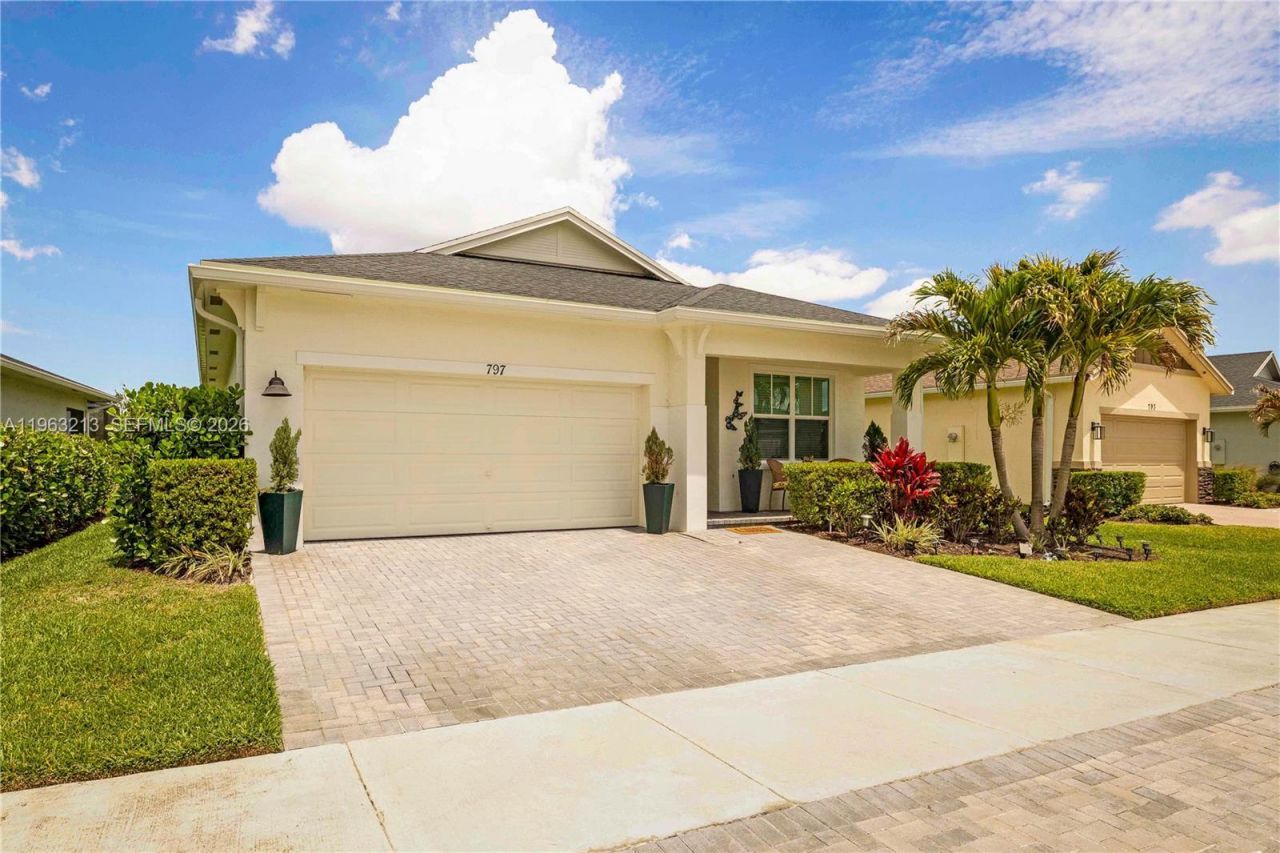 797 SE Bloomfield Rd, Port Saint Lucie, FL 34984 Photo