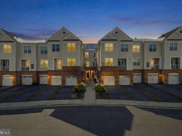 43047 STUARTS GLEN TERRACE, Unit 106, ASHBURN, VA 20148