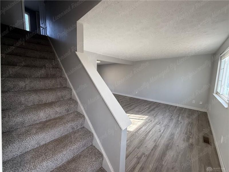 1424 Meadow Moor Drive, Beavercreek, OH 45434 Photo 4