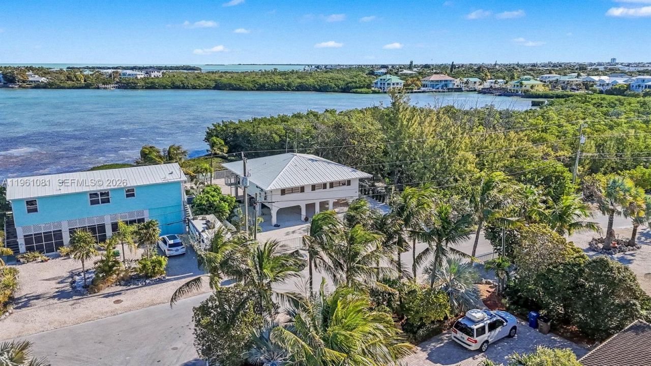 130 Brian Rd , Marathon, FL 33050 Photo