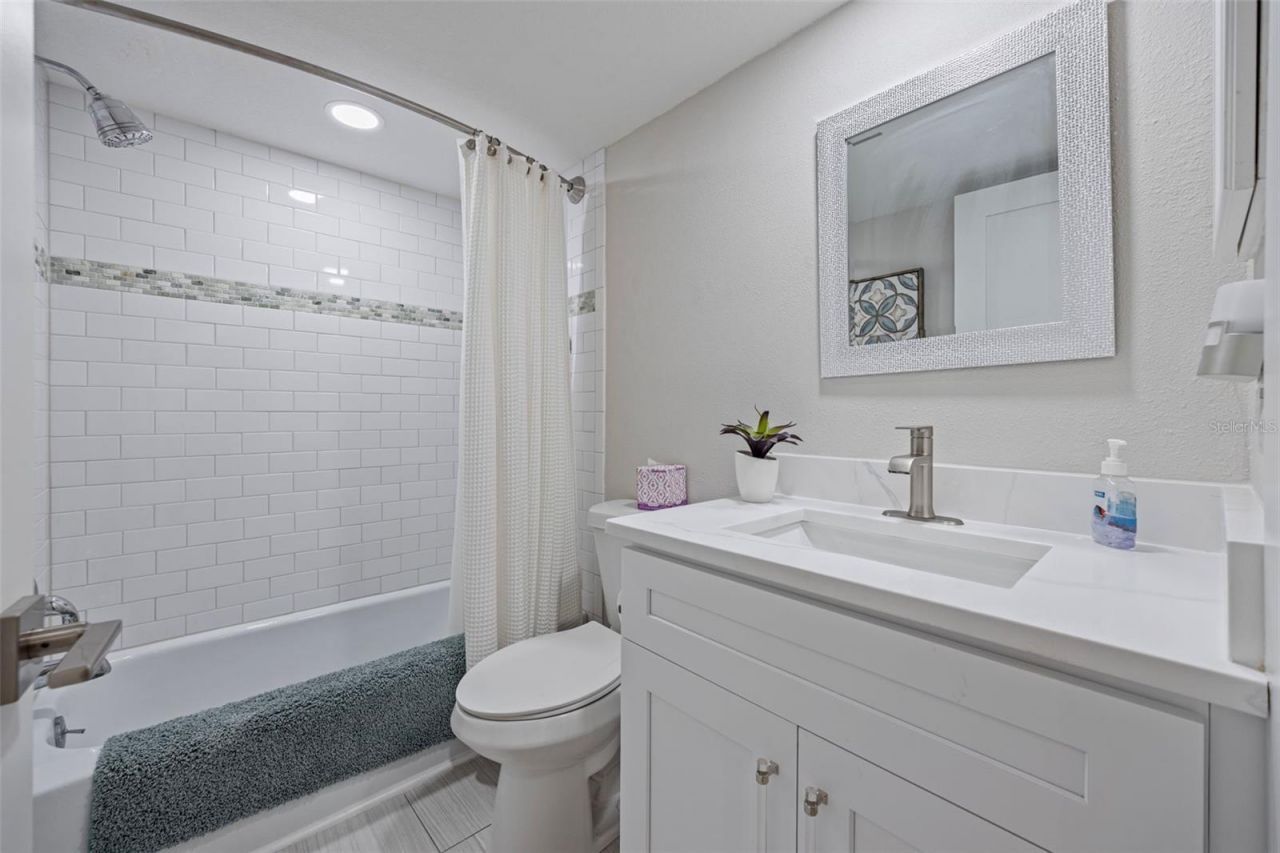 1008 Apollo Beach Boulevard, Unit 103, Apollo Beach, FL 33572 Photo