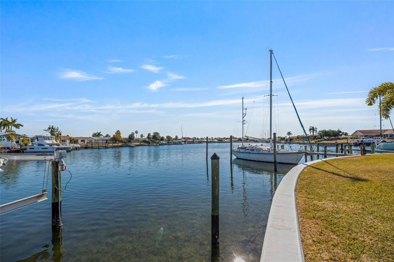 1008 Apollo Beach Boulevard, Unit 103, Apollo Beach, FL 33572 Photo