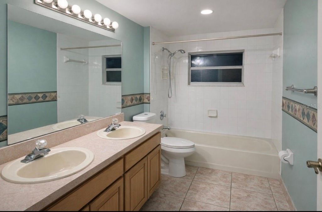 1901 Ashley Oaks Court, Saint Cloud, FL 34771 Photo