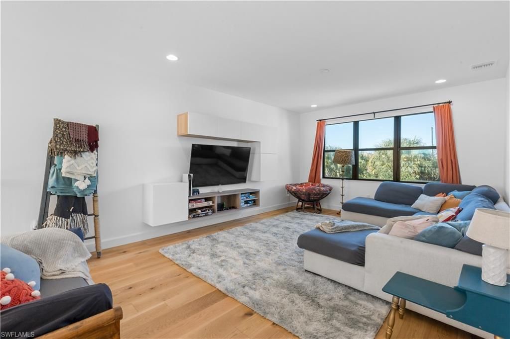 20860 Thistle Leaf Ln, Estero, FL 33928 Photo