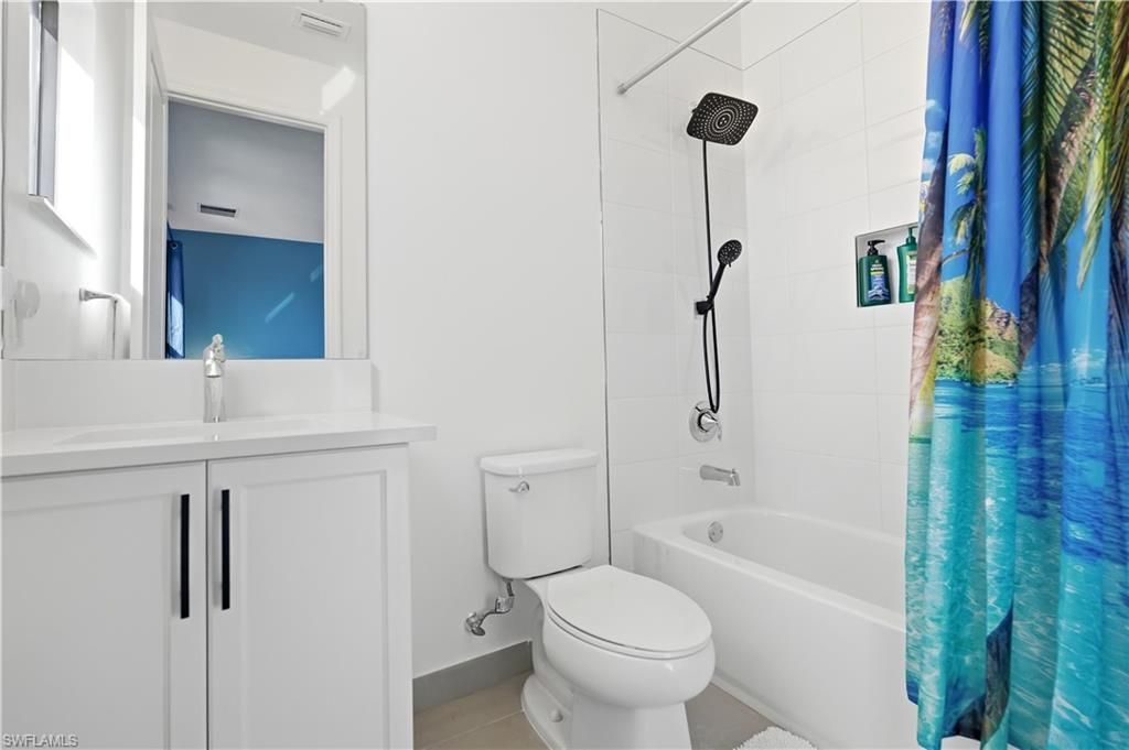 20860 Thistle Leaf Ln, Estero, FL 33928 Photo