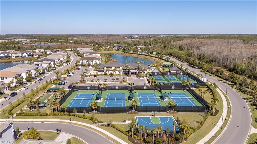 20860 Thistle Leaf Ln, Estero, FL 33928 Photo