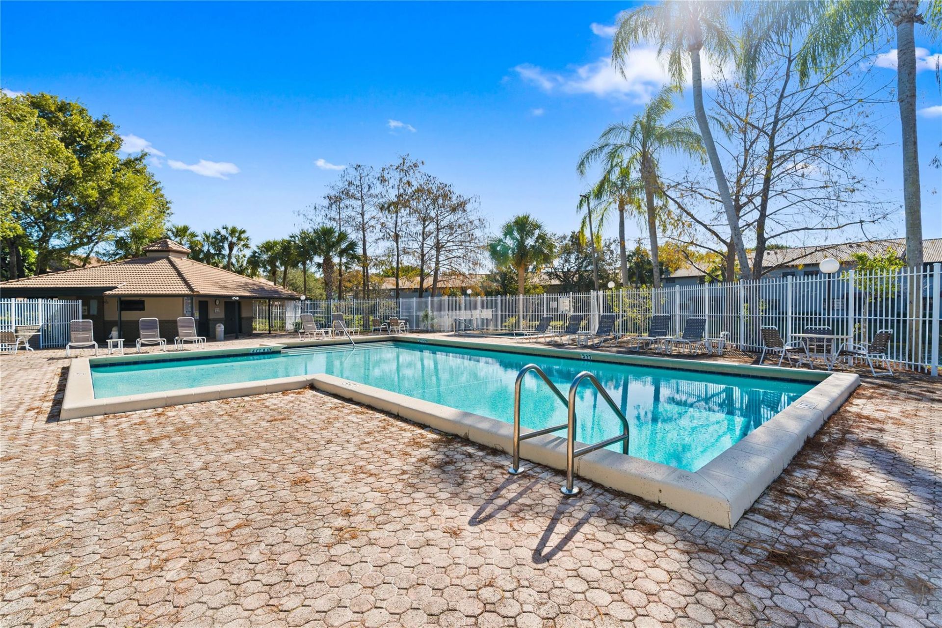 9129 N Vineyard Lake Drive, Unit 9129, Plantation, FL 33324 Photo