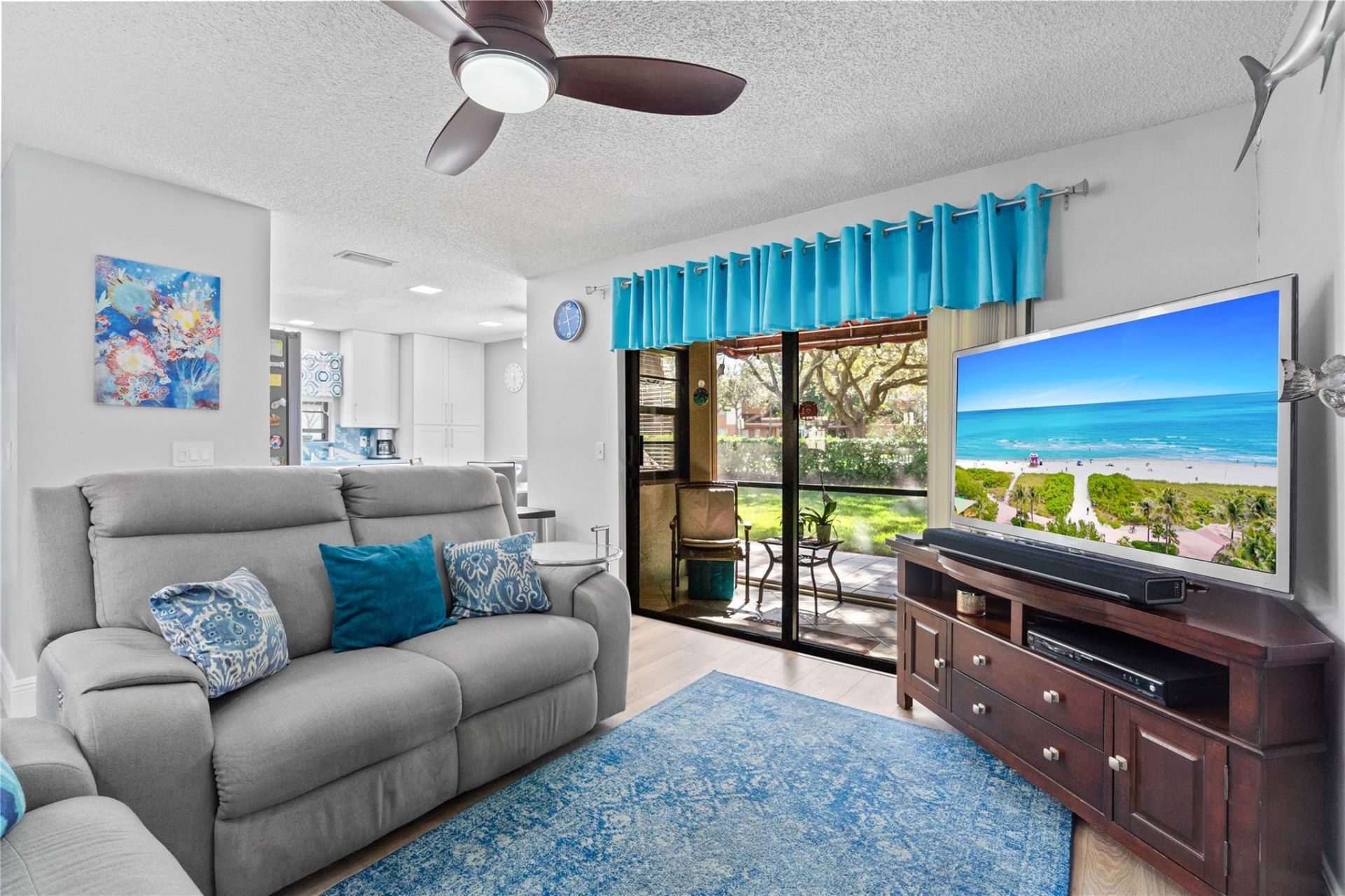 9129 N Vineyard Lake Drive, Unit 9129, Plantation, FL 33324 Photo