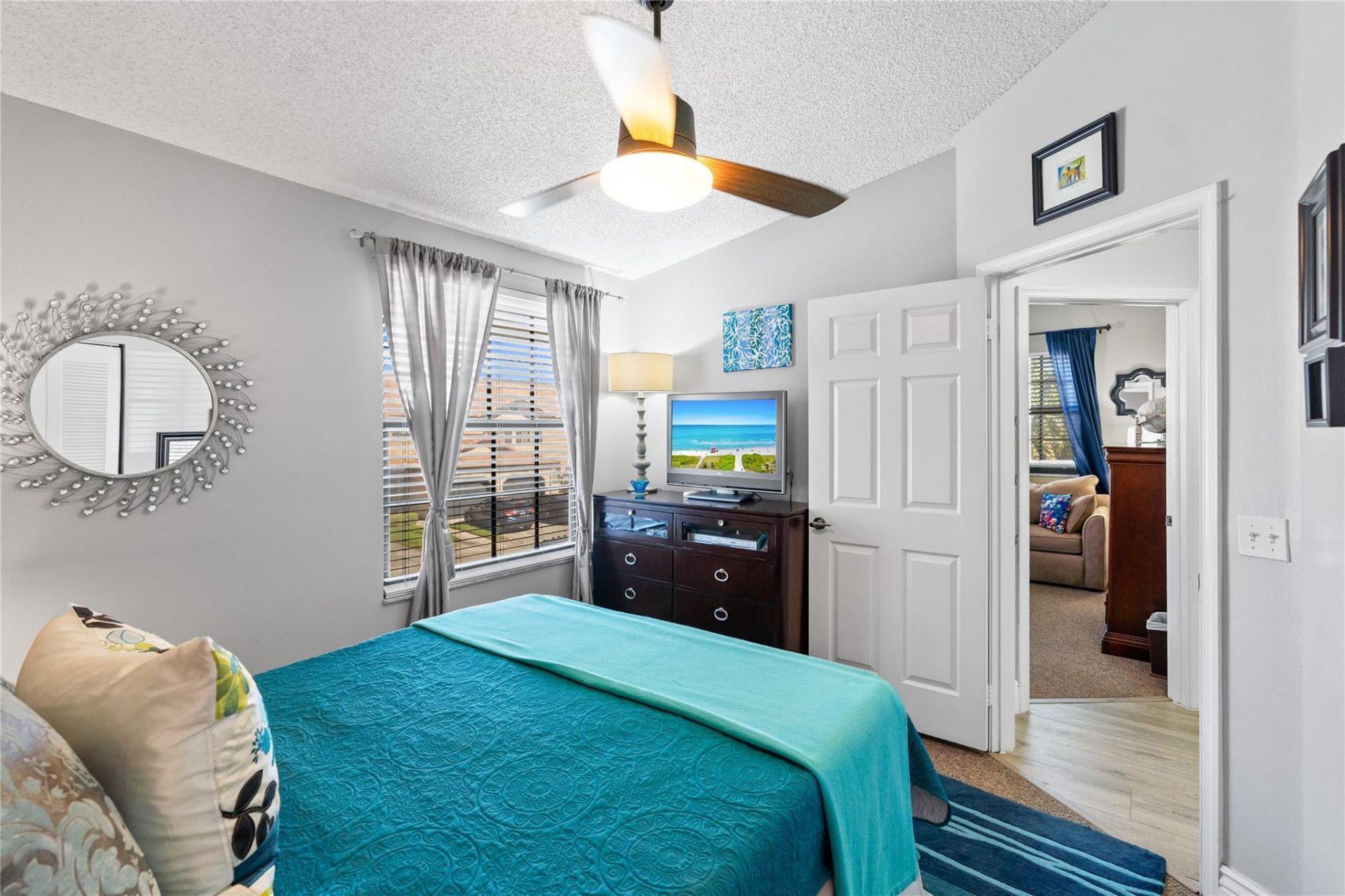 9129 N Vineyard Lake Drive, Unit 9129, Plantation, FL 33324 Photo