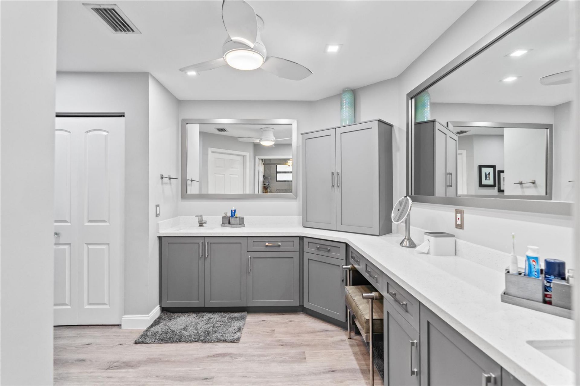 9129 N Vineyard Lake Drive, Unit 9129, Plantation, FL 33324 Photo