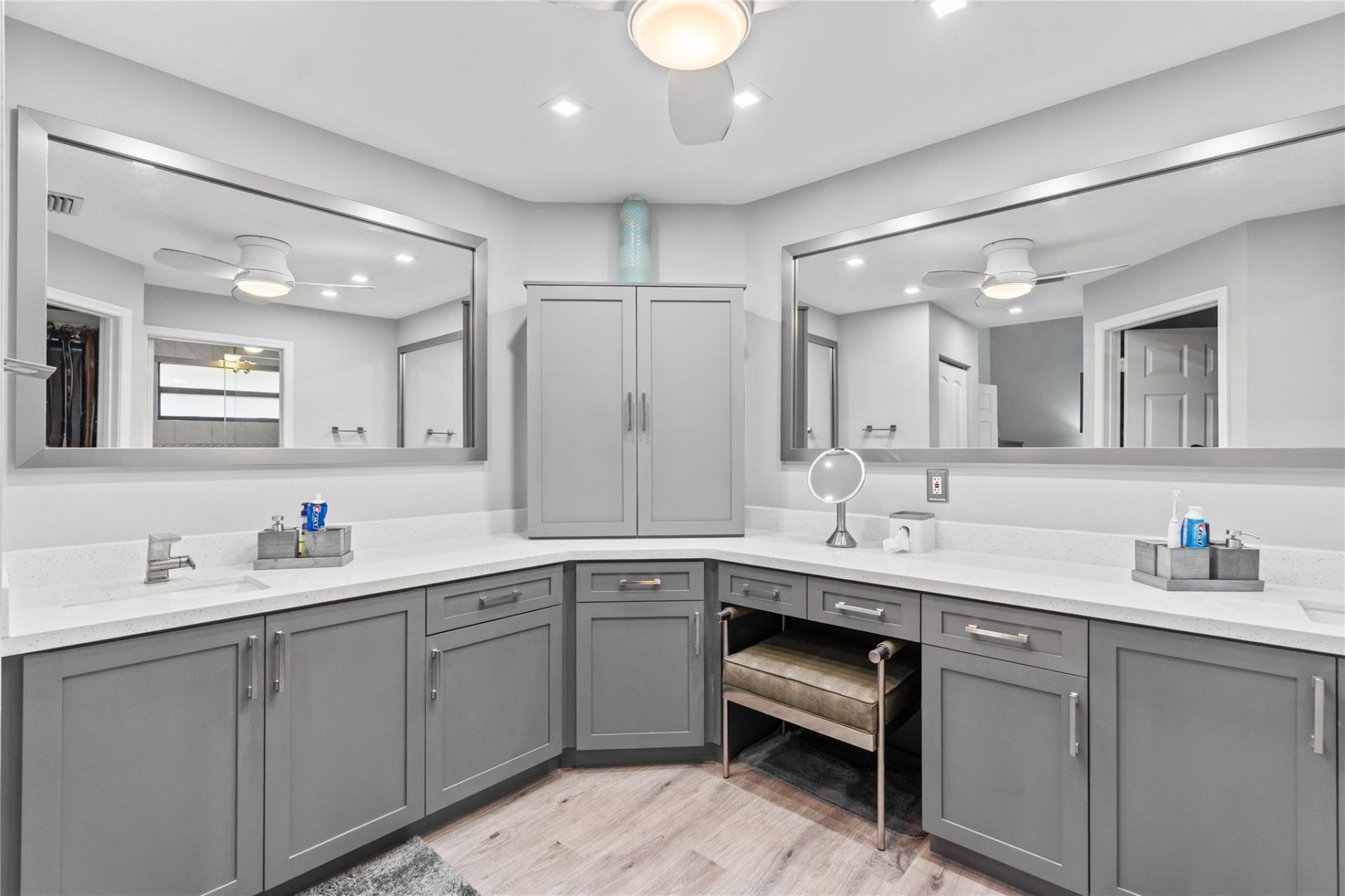 9129 N Vineyard Lake Drive, Unit 9129, Plantation, FL 33324 Photo