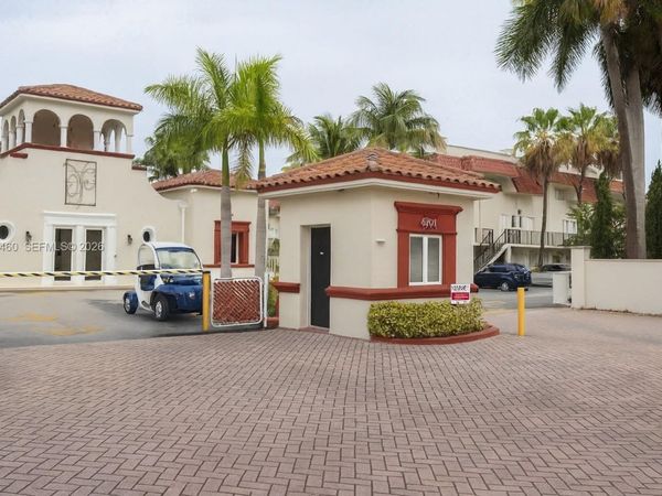 6707 N Kendall Dr , Unit 115, Pinecrest, FL 33156