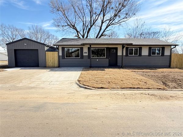 2203 S Poplar Street, Sapulpa, OK 74066