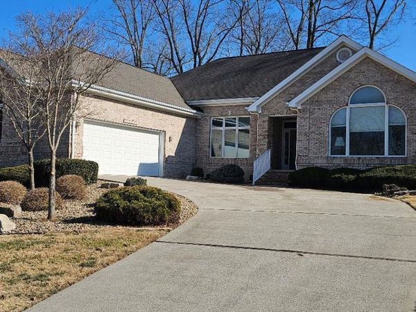 122 Kenosha Lane, Loudon, TN 37774