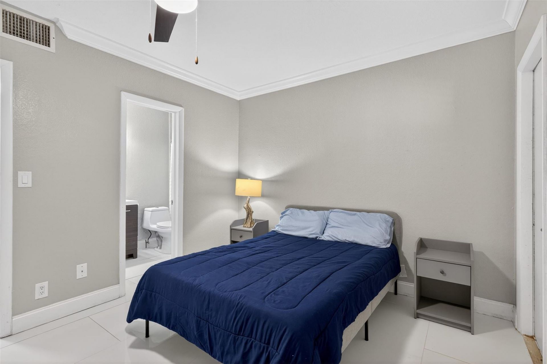 744 NE 14th Avenue, Unit 21, Fort Lauderdale, FL 33304 Photo