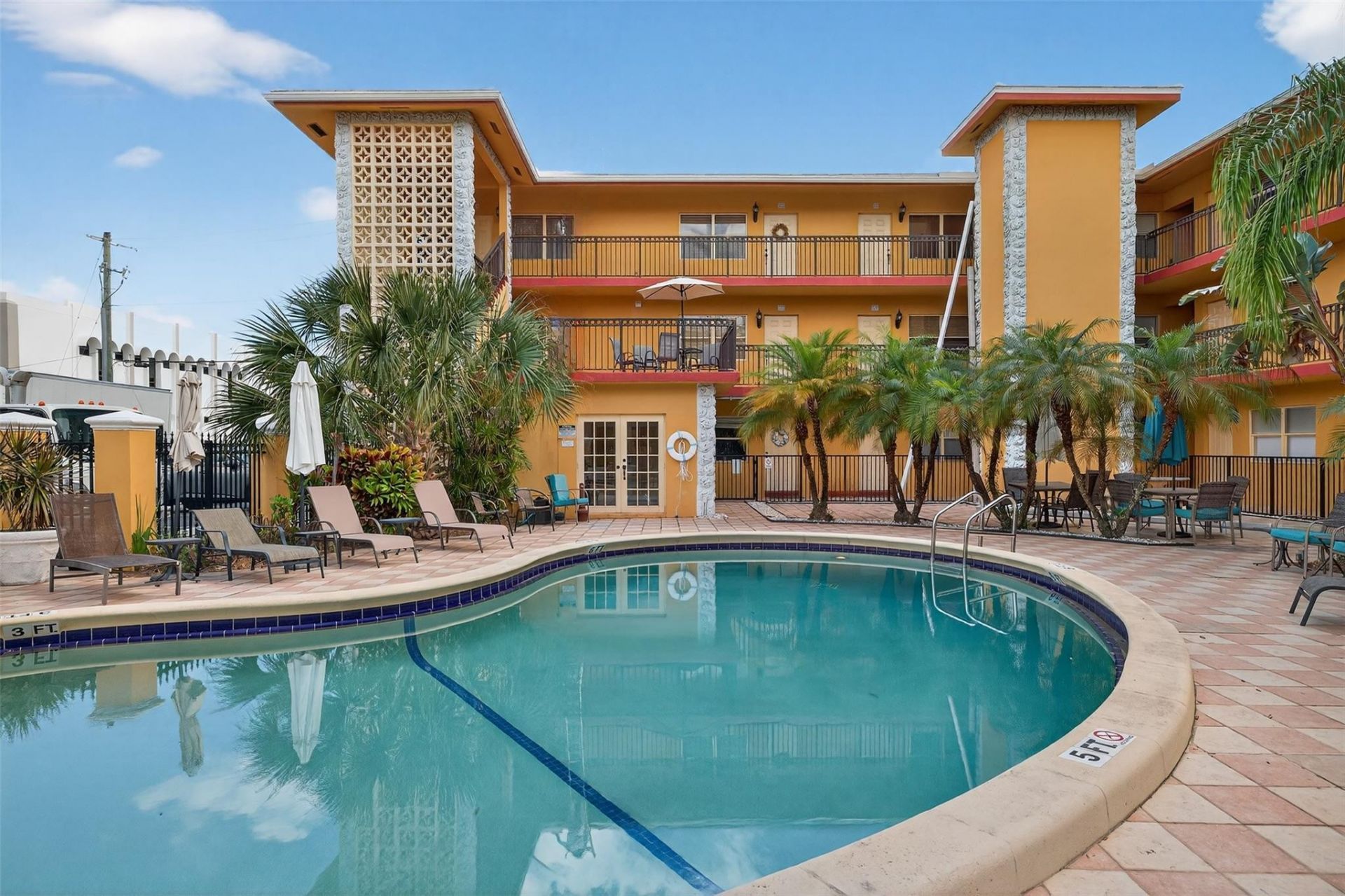 744 NE 14th Avenue, Unit 21, Fort Lauderdale, FL 33304 Photo